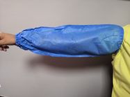 Покрытая ПЭ усиленная рука СМС медицинская Слевес жидкость Бреатабле голубого цвета анти- поставщик